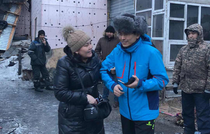 Китайские дипломаты помогли пострадавшим при пожаре в Нур-Султане