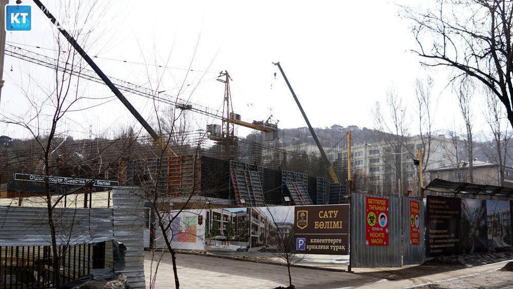 Spurt in construction in the Remizov Gorge destroying Almaty ecology. Images | Фото: Эрик Куватов