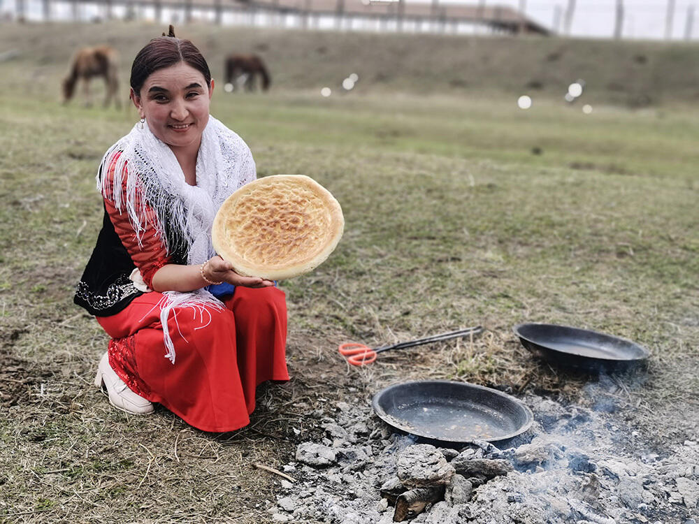 ТРАДИЦИОННАЯ КУЛЬТУРА КИТАЯ. Нан - традиционная выпечка хлеба кочевых народов Синьцзяна