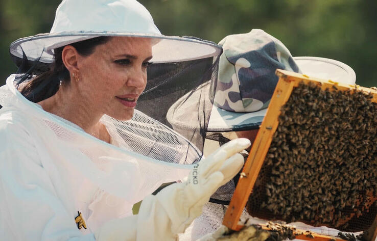 Angelina Jolie Shows Us the Art of Beekeeping | Vogue