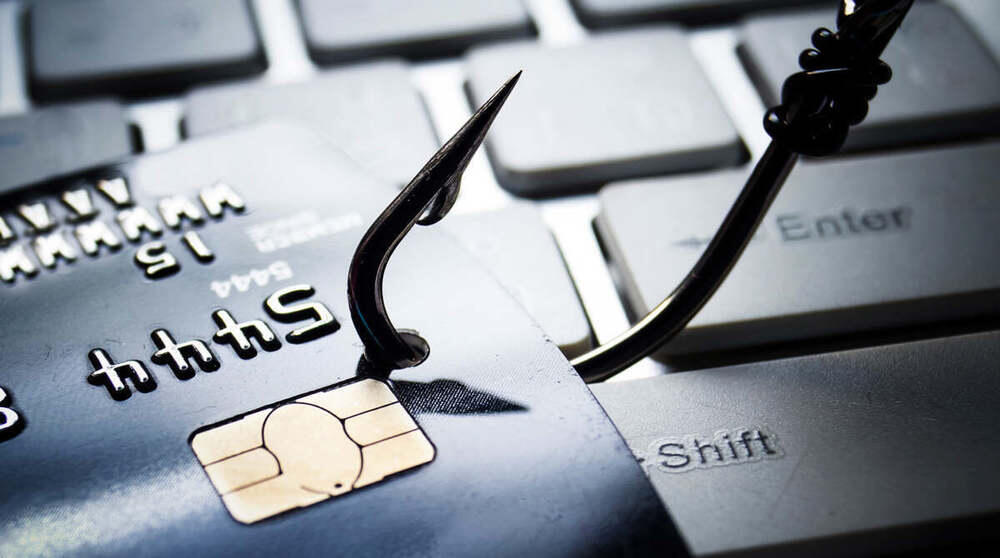 Аферист в Атырау похитил 1,5 млн тенге
