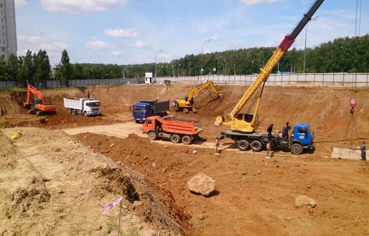 В Актау СПК "Каспий" незаконно предоставлял землю под строительство АГЗС и гипермаркетов