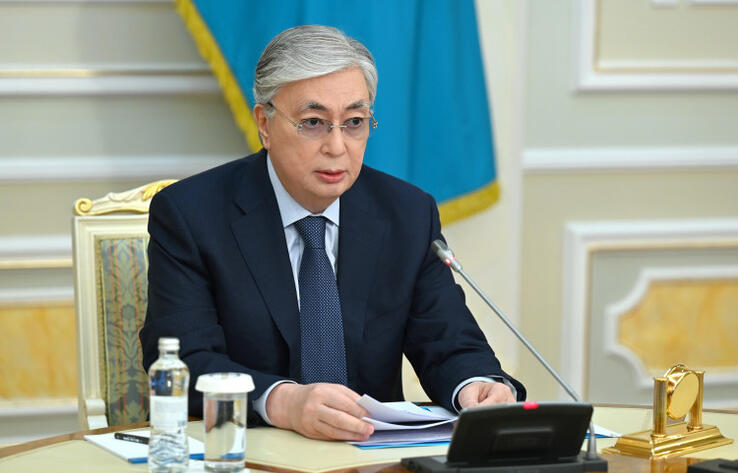 Токаев дал ряд поручений по стабилизации социально-экономической ситуации в стране