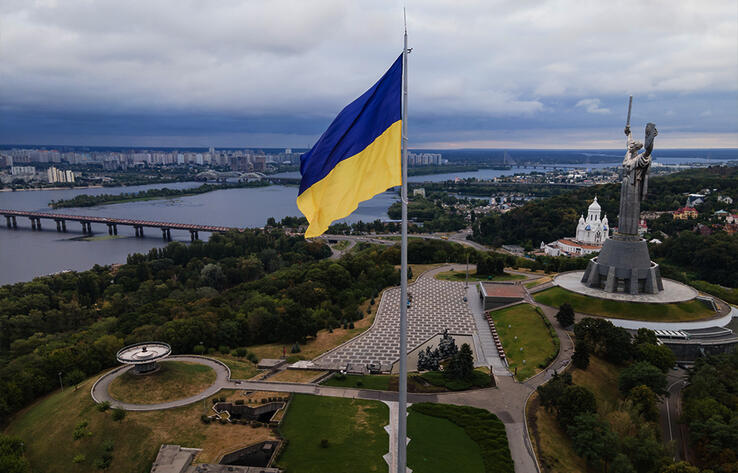 СМИ сообщили о взрывах в ряде городов Украины
