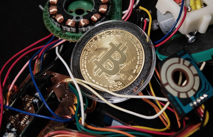 Казахстанцы могут получить вознаграждение за информацию о нелегальных майнерах 