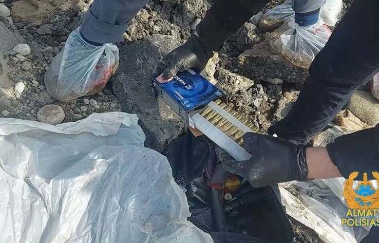 Еще один тайник с оружием обнаружен в Алматы