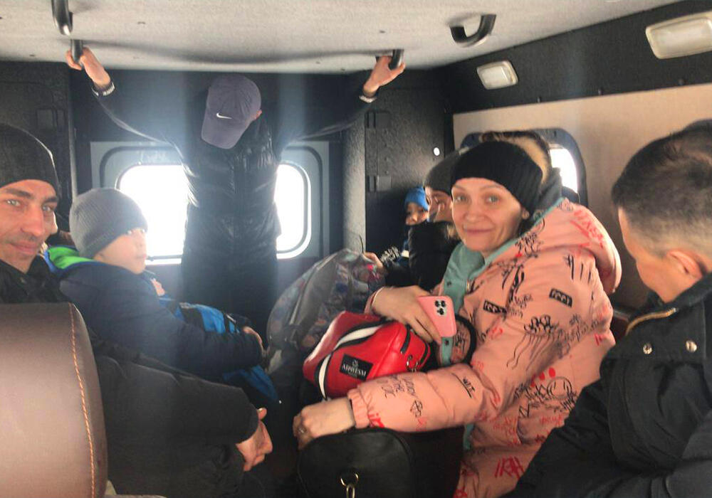 В Казахстане за сутки из снежного заноса спасено и эвакуировано 687 человек. Фото: telegram/МЧС РК