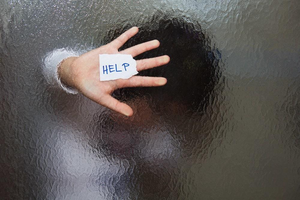 "Это очень страшно!" Эксперт прокомментировала зверское изнасилование девочки в Иссыке