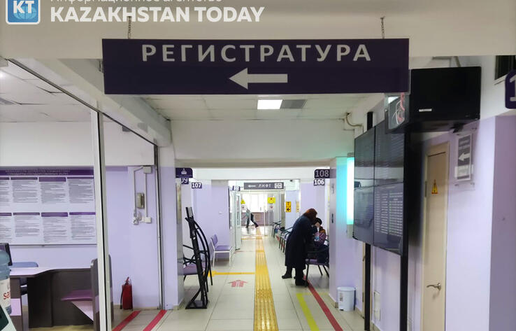 14 полицейских остаются на лечении после январских событий 