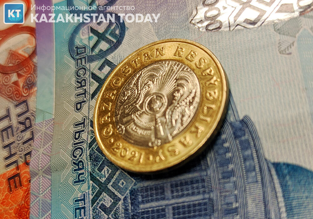 Президент подписал закон об увеличении трансферта из Нацфонда до 4 трлн тенге
