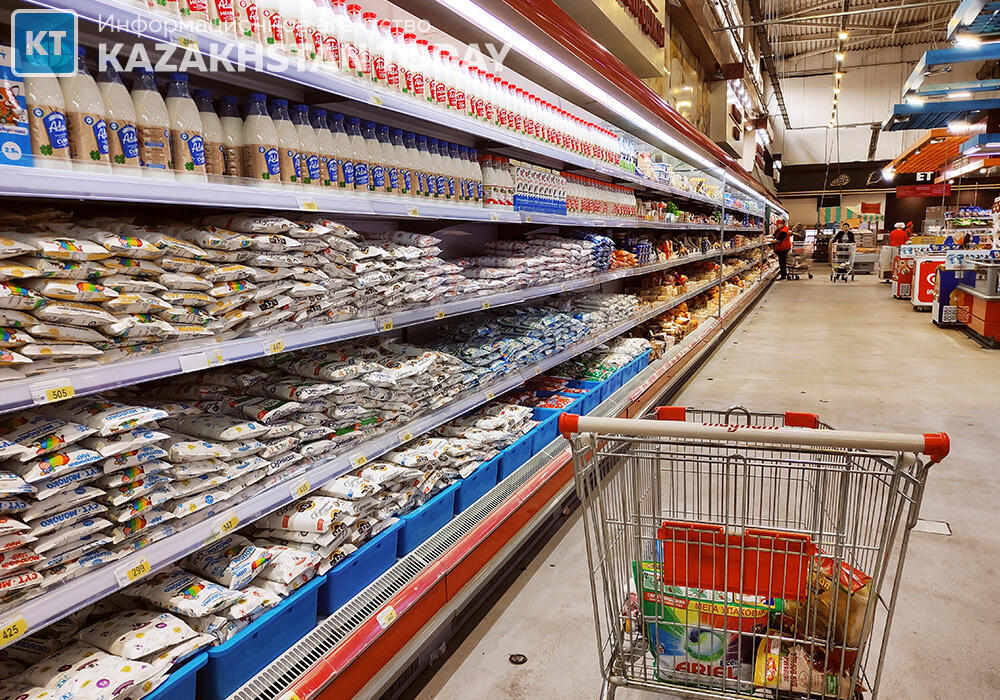 На продукты питания казахстанские семьи тратят 46% своих доходов