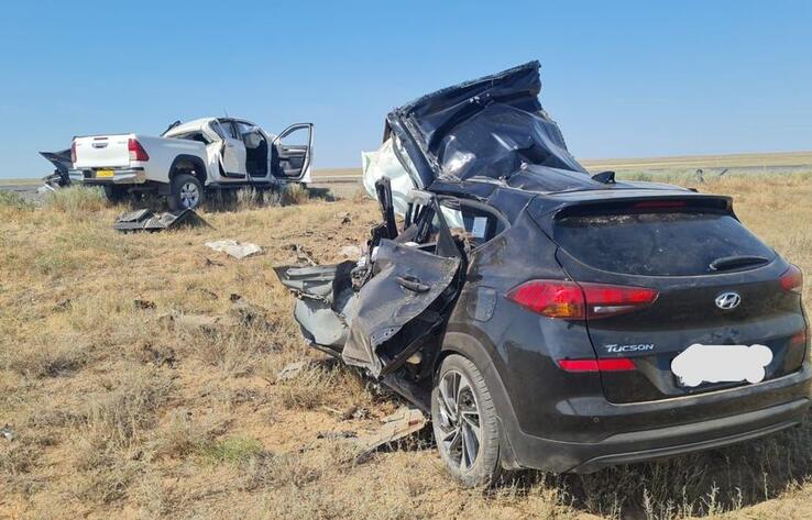 Сразу пять человек погибли в ДТП в Атырауской области
