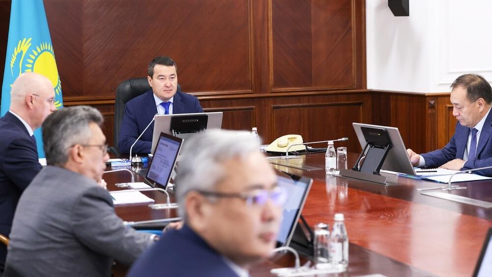 Смаилов: представителям госорганов нужно перейти на новый формат подачи официальных сообщений