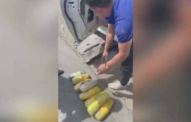 В Атырауской области на трассе задержали подозреваемого в перевозке 17 кг марихуаны