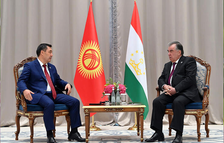 Лидеры Таджикистана и Кыргызстана договорились об отводе сил от границ между странами 