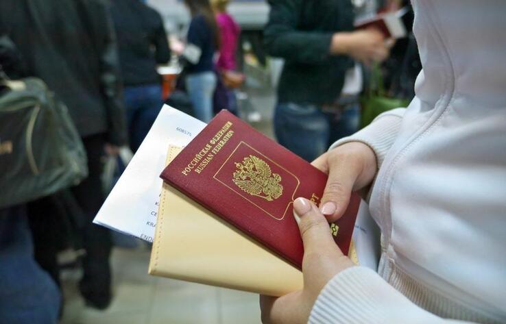 В МВД рассказали, сколько россиян прибыло в Казахстан