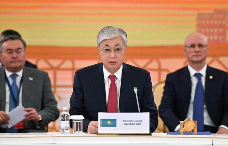 Тоқаев: біз халықтарымызды ажырату әрекеттеріне тиімді қарсы тұруымыз керек