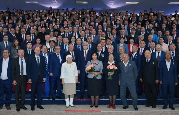 Президент наградил ряд деятелей Мангистауской области 