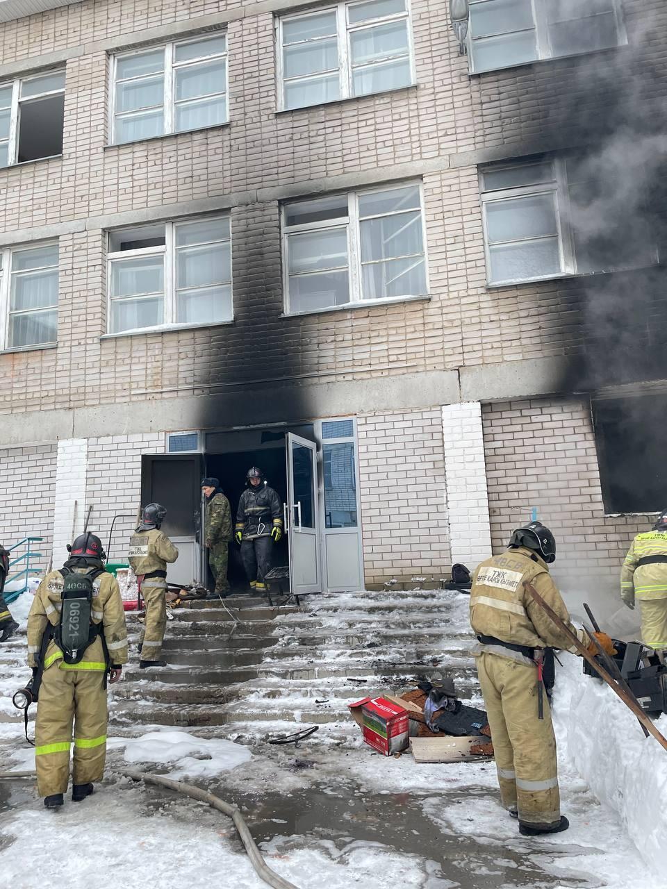 Из школы Актобе эвакуировали 950 человек