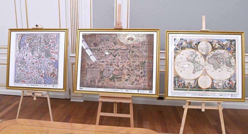 Глава государства принял директора Института современных исследований . Фото: Акорда