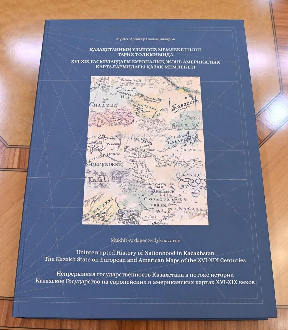 Глава государства принял директора Института современных исследований . Фото: Акорда