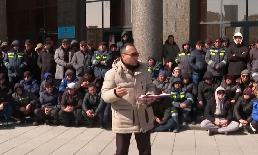 Ситуации с забастовками доходят до абсурда - эксперт
