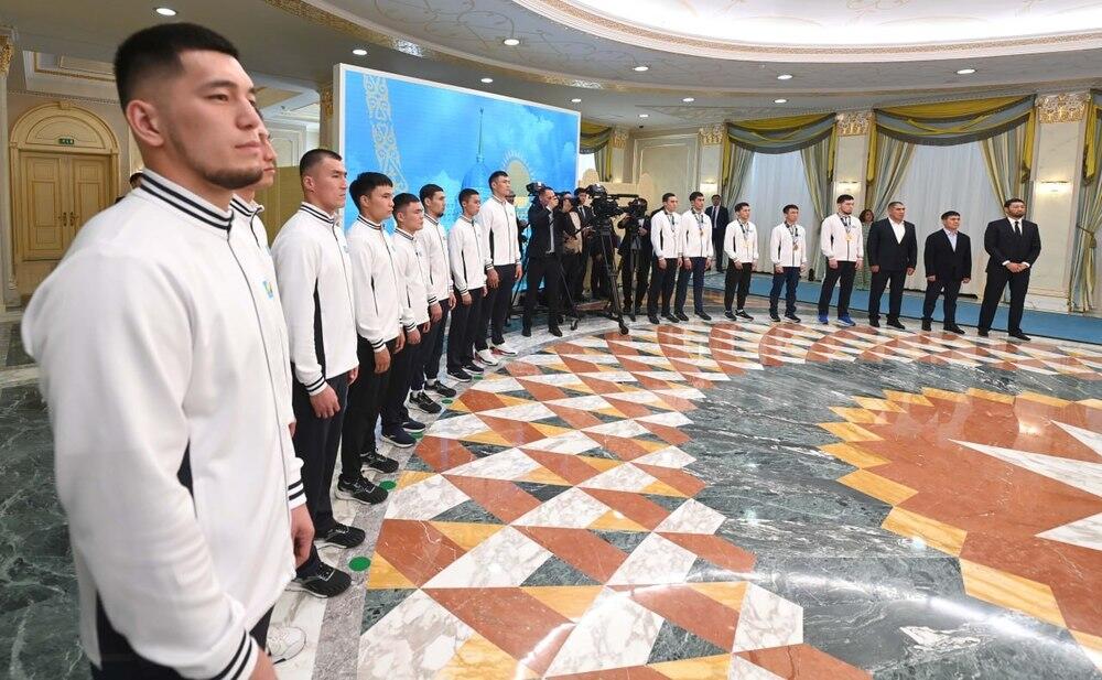 Tokayev received winners of World Boxing Championship. Images | Akorda