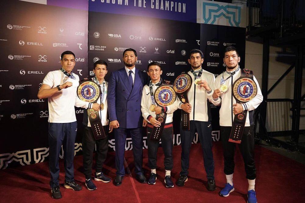 Tokayev received winners of World Boxing Championship. Images | instagram/boxingkazakhstan