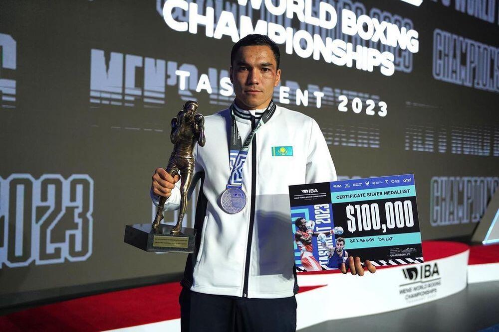 Tokayev received winners of World Boxing Championship. Images | instagram/boxingkazakhstan