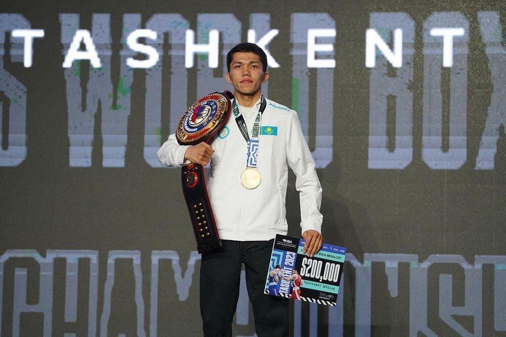 Tokayev received winners of World Boxing Championship. Images | instagram/boxingkazakhstan