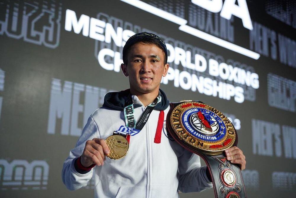 Tokayev received winners of World Boxing Championship. Images | instagram/boxingkazakhstan
