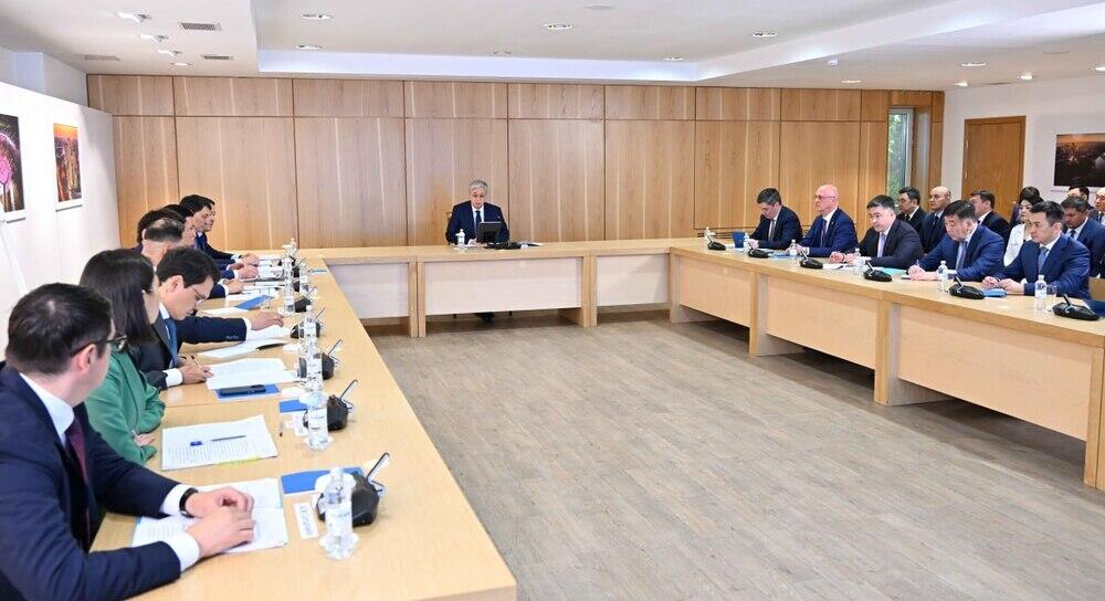 Токаев провел совещание по вопросам развития столицы
