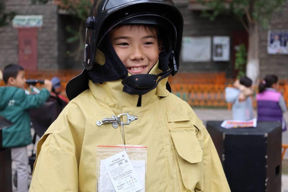 Astana residents took part in a fire-tactical exercise . Images | MES RK