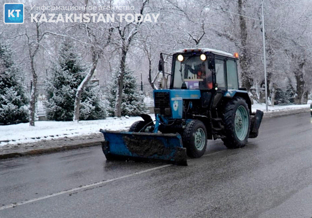 First snow fell in Almaty