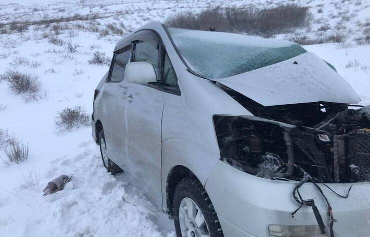 Школьники и учитель погибли в аварии в Актюбинской области