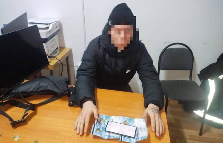 В Абайской области задержали группу лжеполицейских