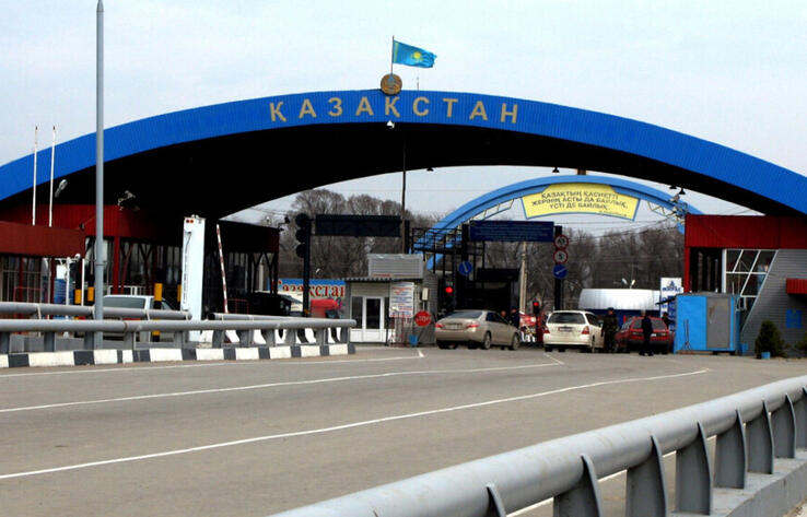 Пробки на границе с Россией: в пяти регионах РК ограничат движение 