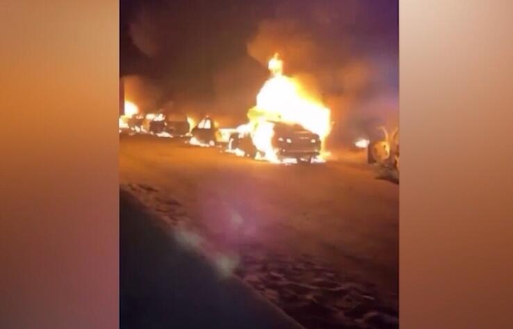 Более 70 авто сгорели в пробке в Нигерии