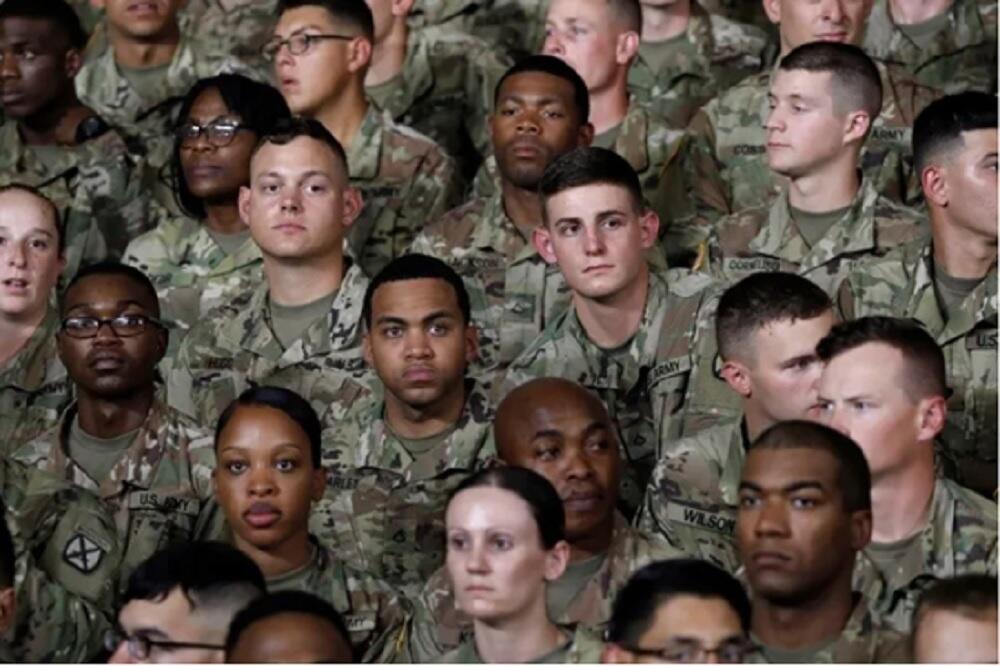 Americans' confidence in the US military is declining