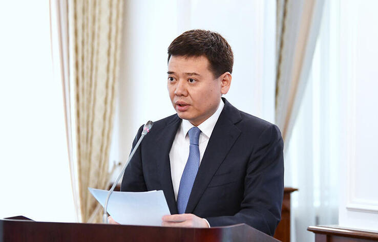 Экс-министру юстиции Марату Бекетаеву вновь продлили арест
