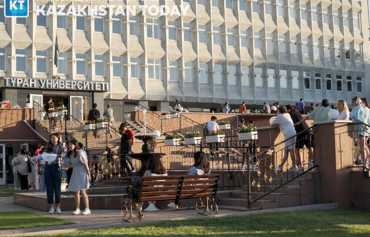 Миннауки обратилось к не получившим грант абитуриентам
