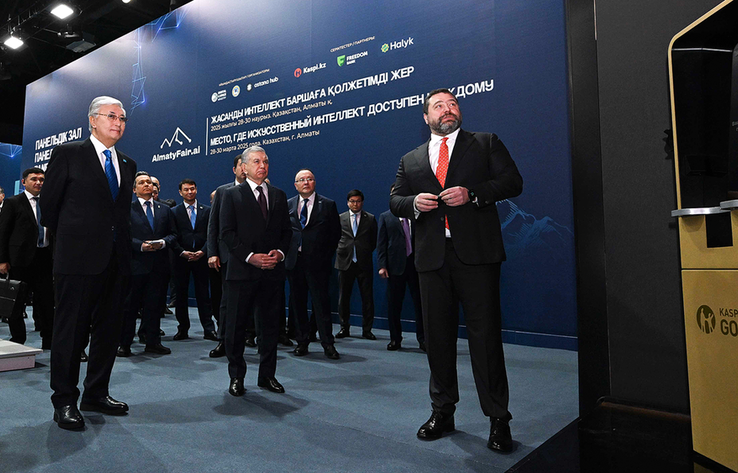 Михаил Ломтадзе презентовал главам государств Казахстана и Узбекистана сервисы Kaspi.kz
