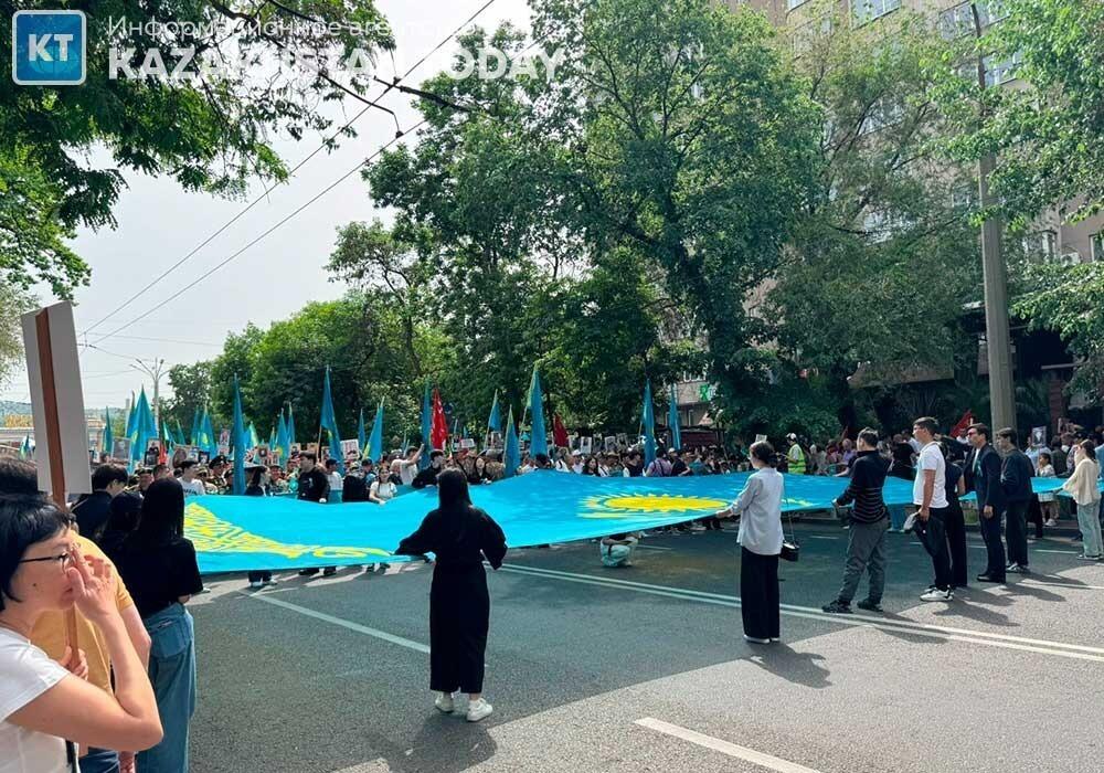 В Алматы отмечают День Победы 