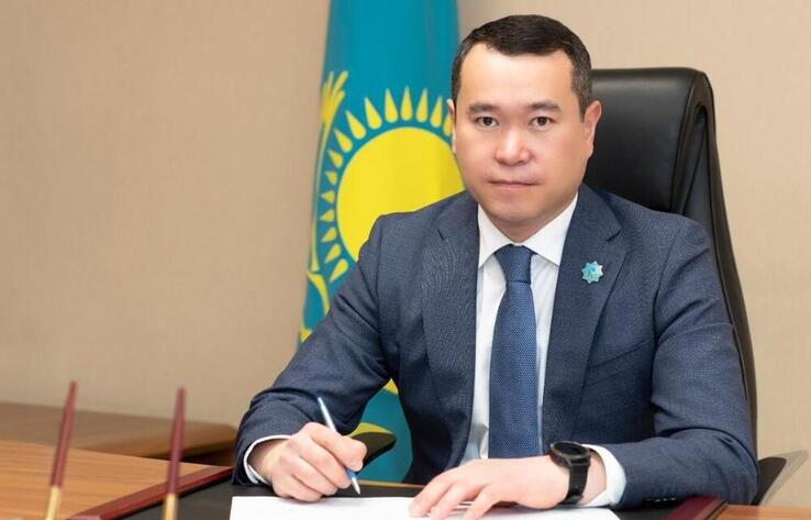 Берик Нажмиденов освобожден от должности верховного судьи
