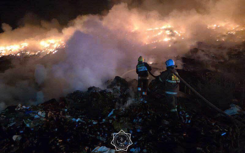 Fire at the Alatau landfill. Images | Ministry of Emergency Situations of the Republic of Kazakhstan