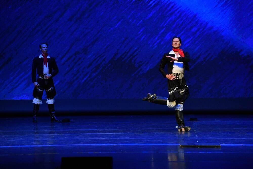 Moiseyev Ballet Performed in Almaty with Triumphant Success. Images | Press Service of the Igor Moiseyev Ensemble