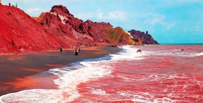 Hormuz Beach Turns Blood Red 