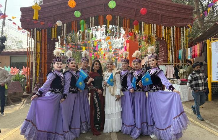 Kazakh Culture Showcased at an International Festival in India