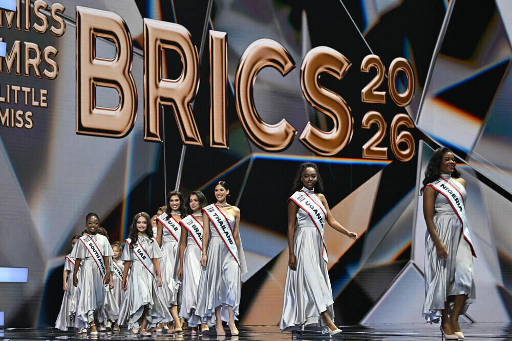 Қазанда алғаш рет өткен MISS BRICS 2026 халықаралық сұлулық байқауының финалы өтті. Сурет: Максим Богодвид/РИА Новости