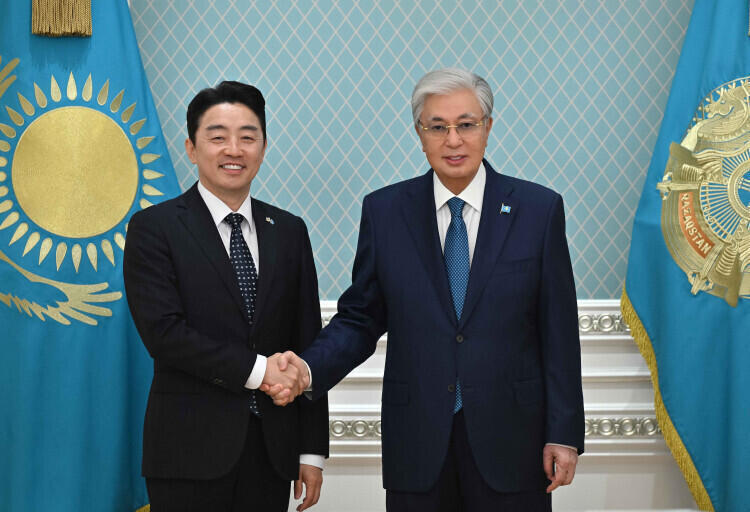 托卡耶夫：韩国是哈萨克斯坦的关键战略伙伴之一